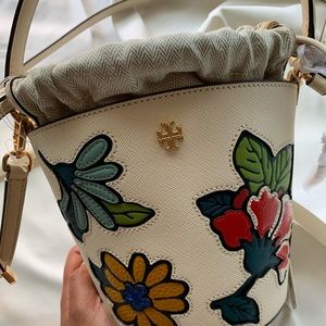 Tory Burch Emerson Appliqué Mini Bucket Bag
